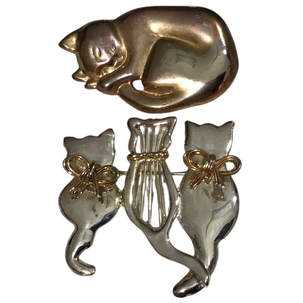 2 Cat Brooch Lot Gold Silver Tone Sitting Cat Trio Sleeping  Fashion Jewelry